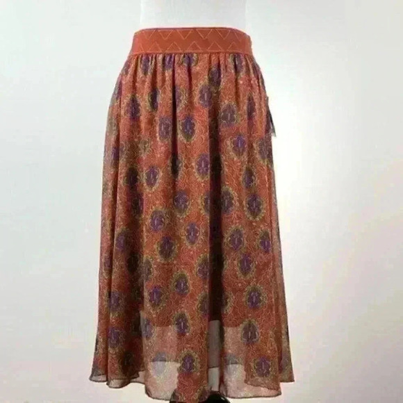 Lularoe Lola skirt sz M 8-10 chiffon elastic waist